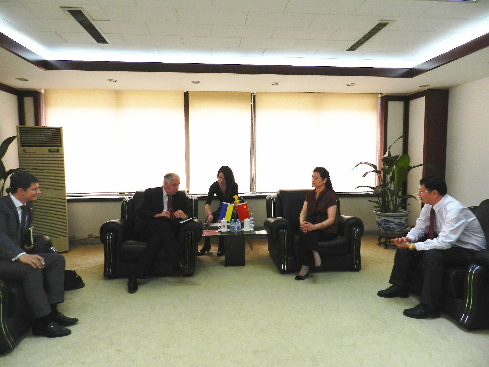 EMC易倍(中国区)体育官方网站