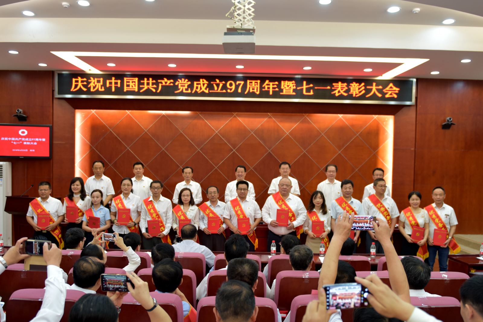 EMC易倍(中国区)体育官方网站