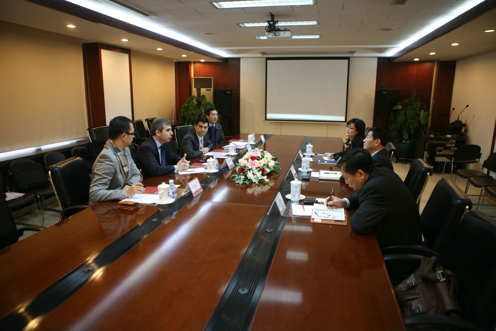 EMC易倍(中国区)体育官方网站