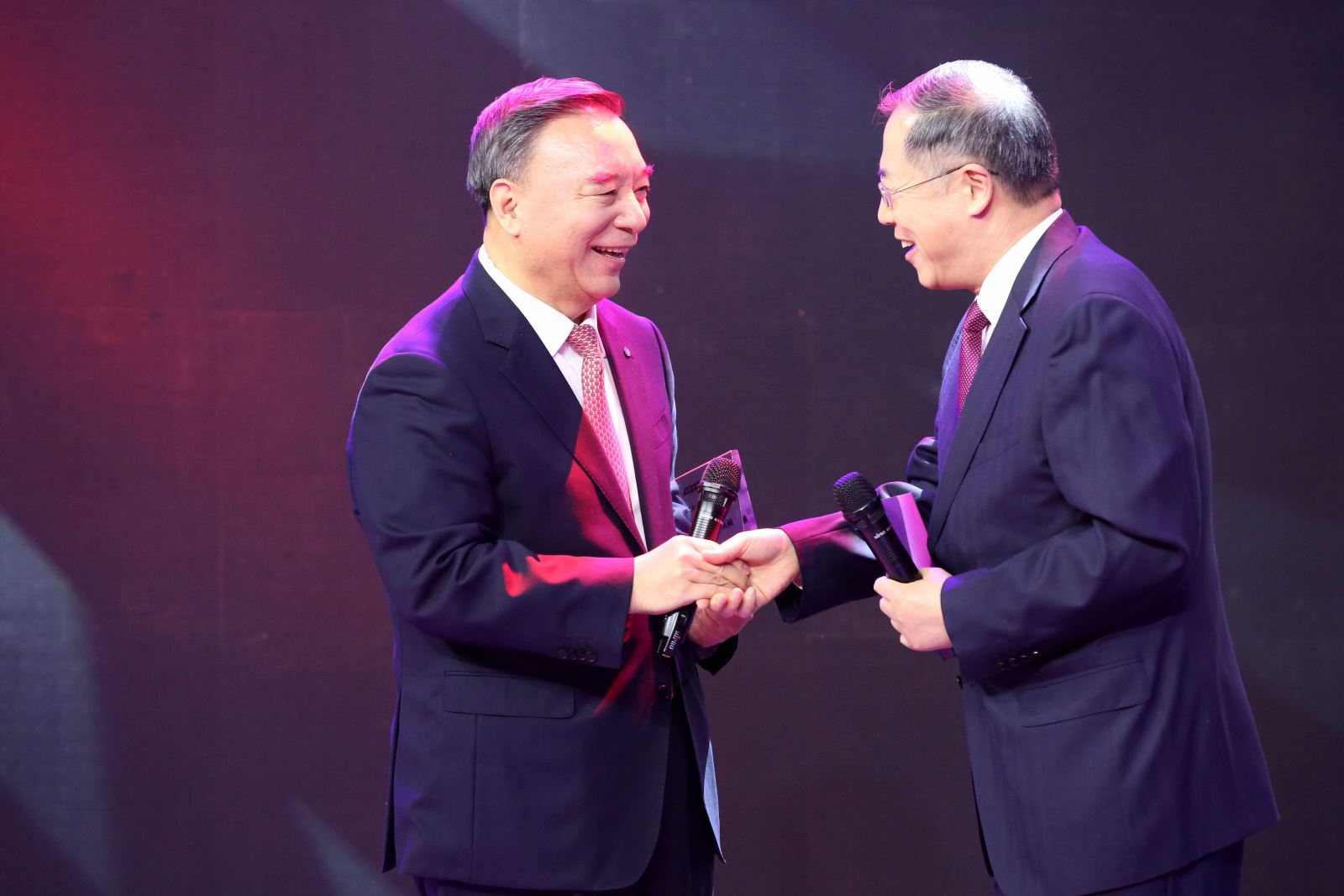 EMC易倍(中国区)体育官方网站