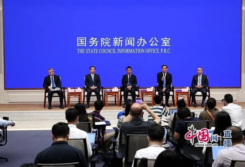 中表记者碰头会上，周育先谈若何弘扬企业家心灵