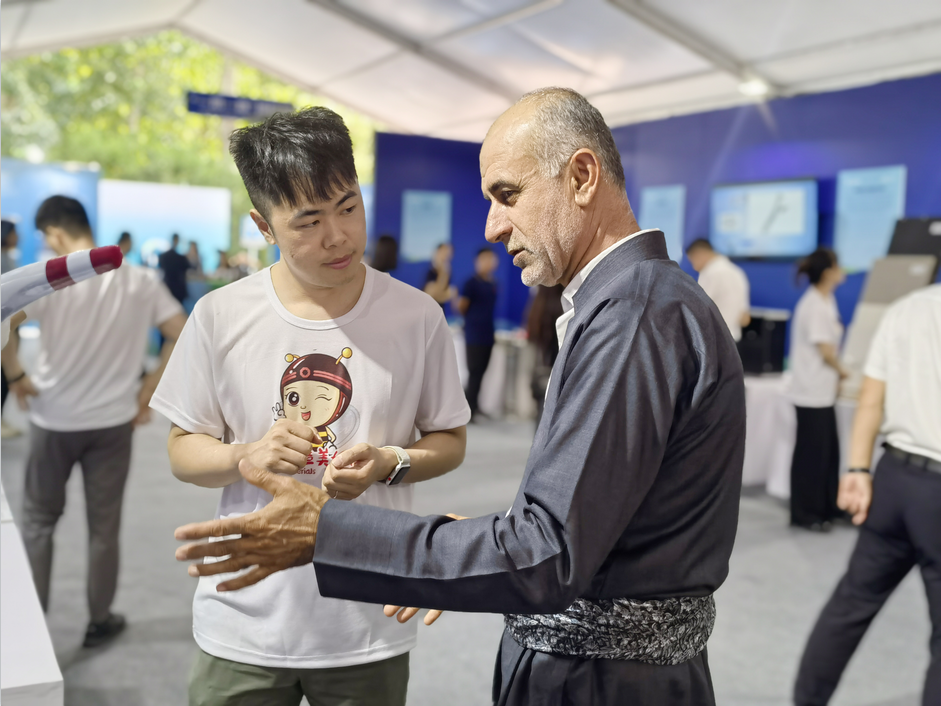 EMC易倍(中国区)体育官方网站